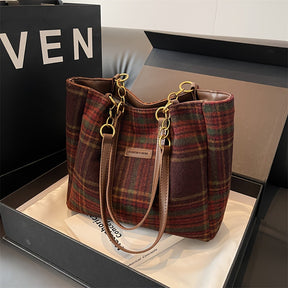 bags : S.f.y. - Modieuze Corduroy Kettingtas - Khaki in Geruite Bruin van Pantino