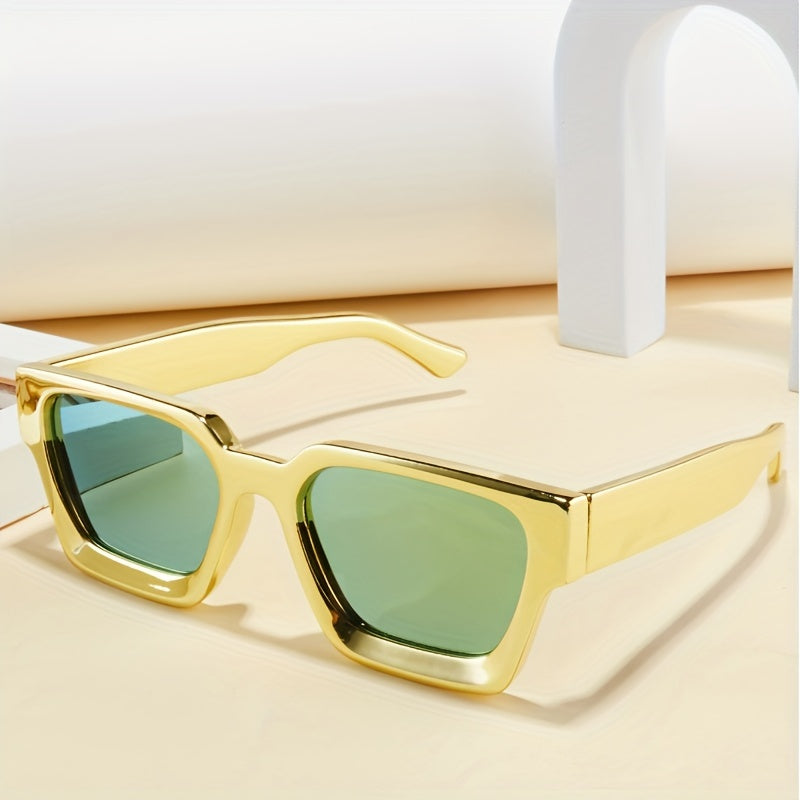 Sunglasses : Zonnebril met Dik Montuur Heren - C1 Zwart in C19 Gecoat Groen van Pantino