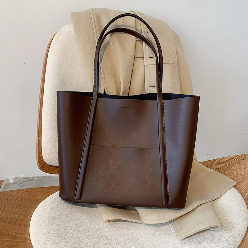 bags : Stella Top Handle Bag Black - Leer in van Pantino