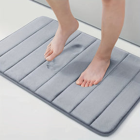 home & garden : Comfortabel en Sneldrogend Antislip Badmat - Machinewasbaar - Zwart in van Pantino