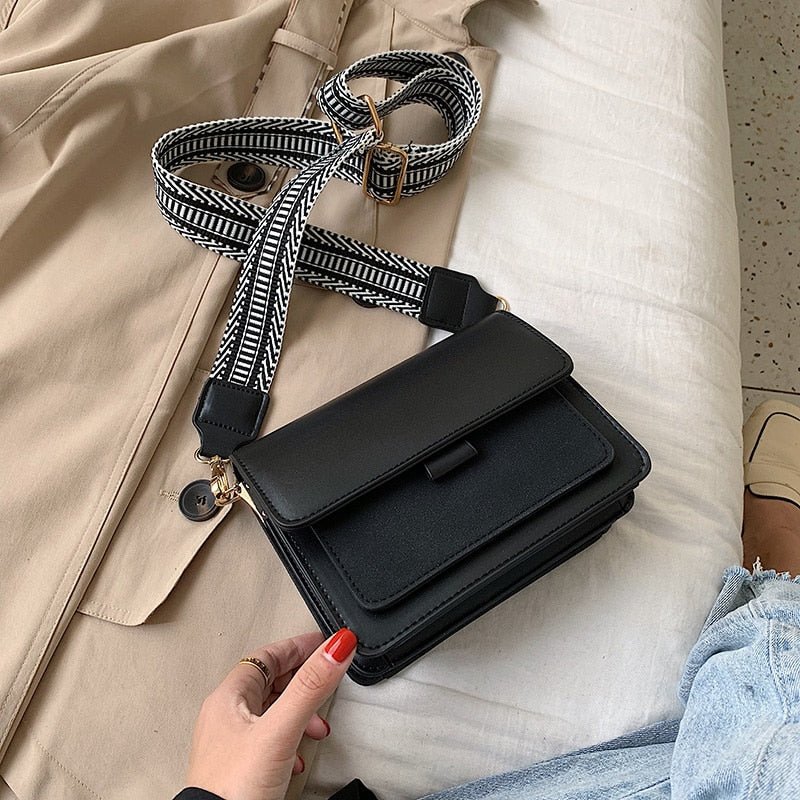 bags : Crossbody Tas Dames - Medium 19cm Klassiek Imitatieleer - Kunstleer in Default Title van Pantino