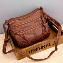 bags : Crossbody Tas Dames Bruin - Luxe Leren Draagtas Design - PU-Leer in Bruin van Pantino