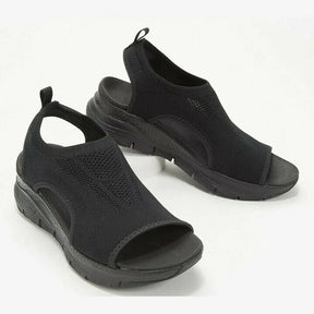 Sandals : Sandalen Dames Zwart - Klassiek Ontwerp voor een Eenvoudige en Elegante Stijl in van Pantino