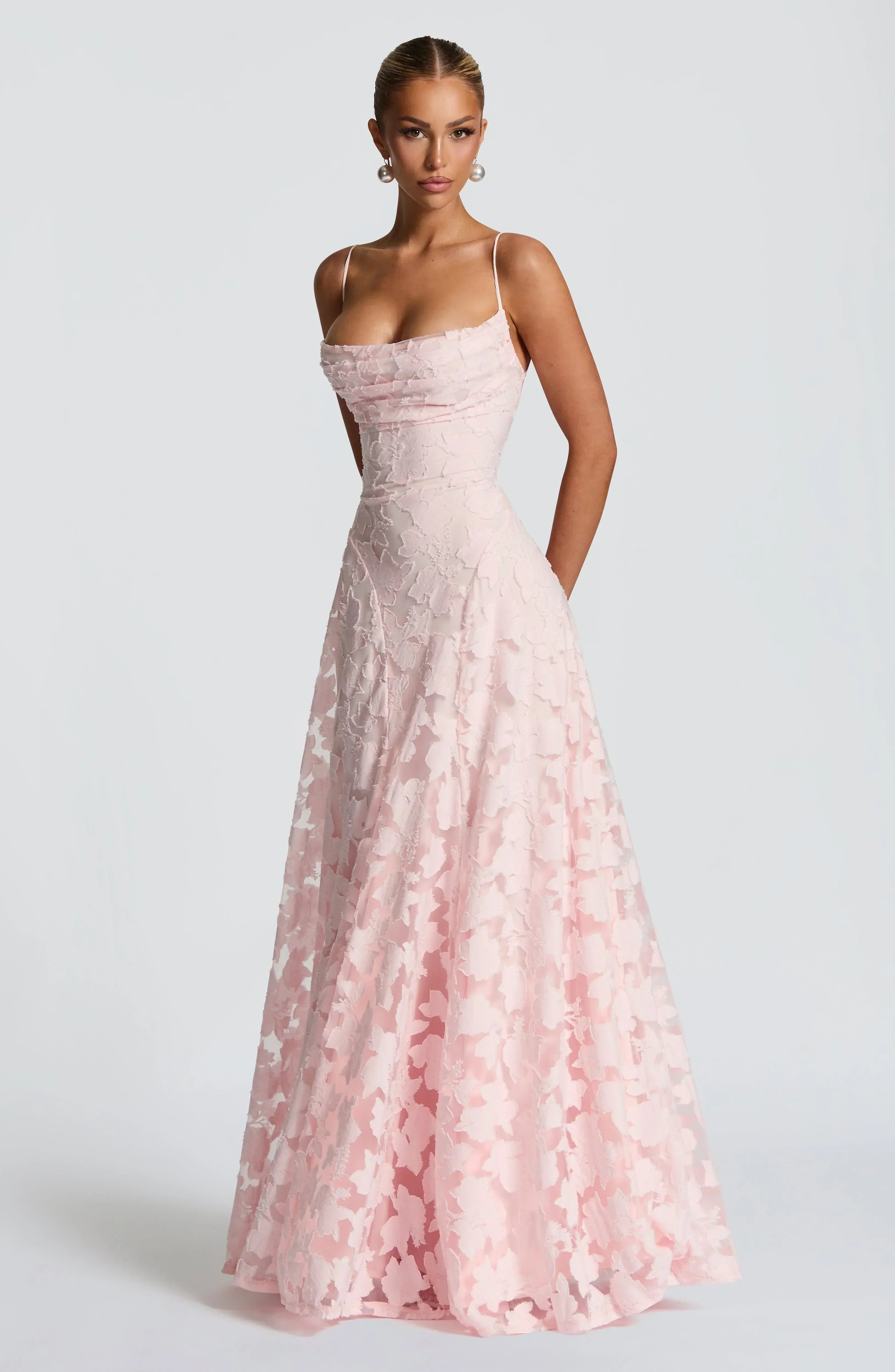 Maxi Dress : Luxe maxi-jurk voor moeiteloze elegantie in van Pantinoshop