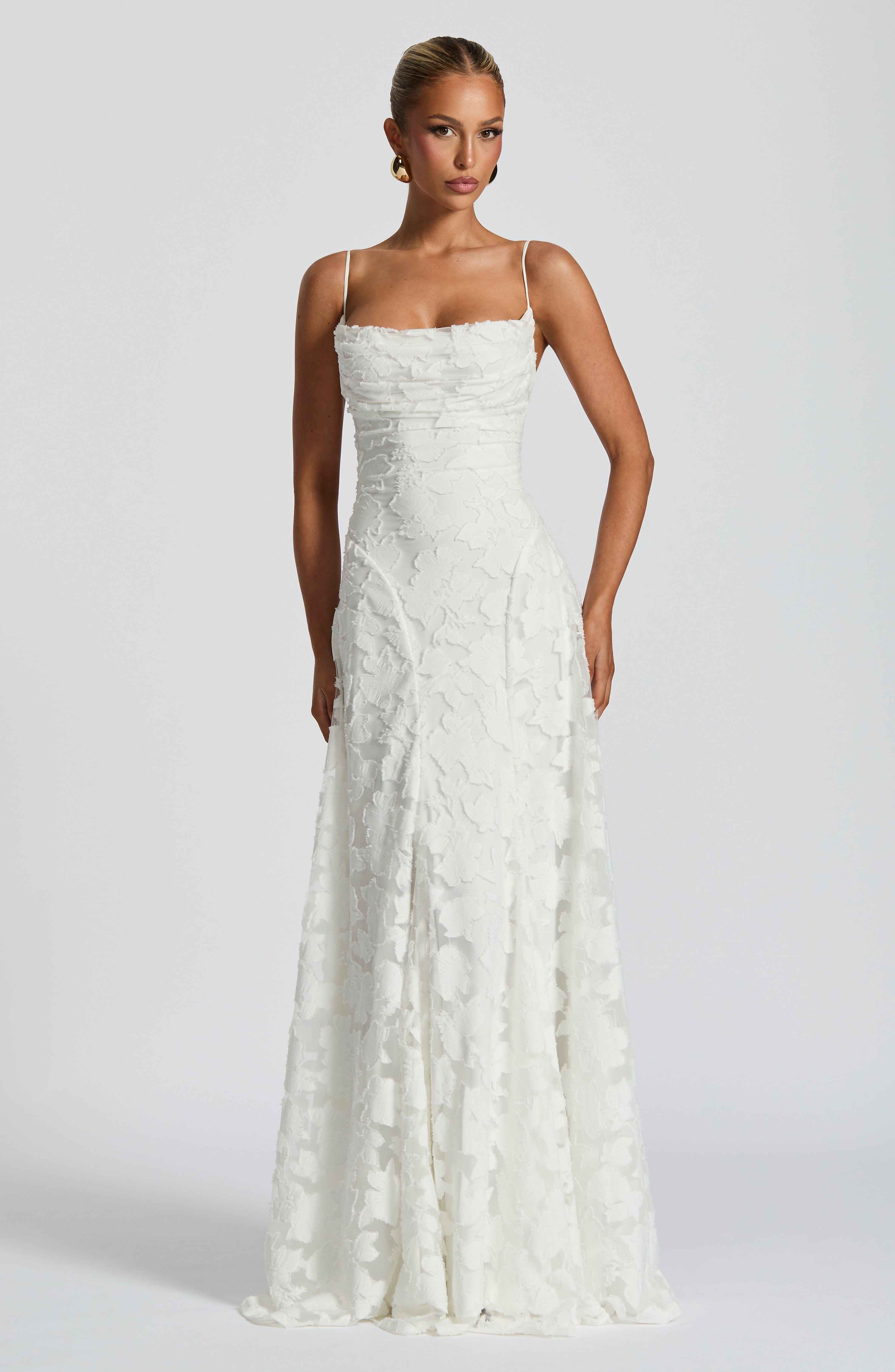 Maxi Dress : Luxe maxi-jurk voor moeiteloze elegantie in van Pantinoshop