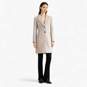 Damesjassen & -jacks : Jas Dames Khaki - Vintage Elegante met Schoudervulling in van Pantino