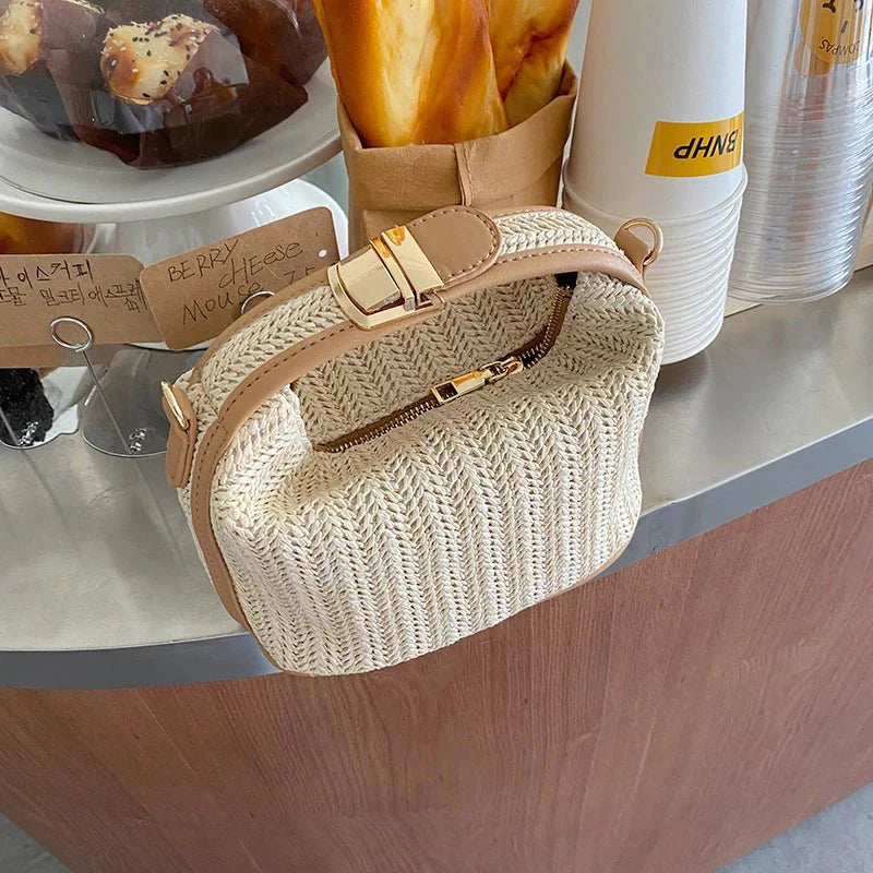 bags : Crossbody Tas Dames Beige - Geweven Grass Stijl - Stro in Beige van Pantino