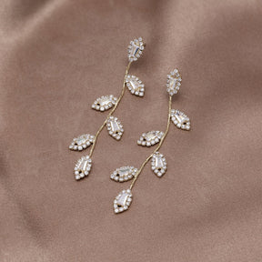 Earrings : Gold Crystal Vine Ketting - Goud Kristal Sieraad in van Pantino