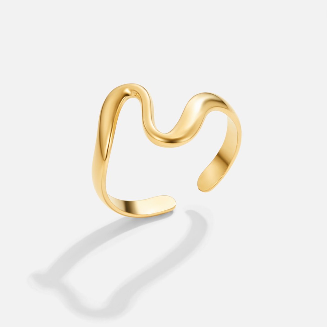 Ring : Ring Goud - Gold Wave Roestvrij Staal in van Pantino