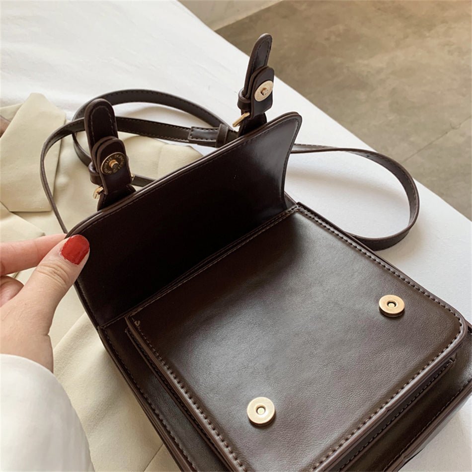 bags : Crossbody Tas Dames Zwart - Mini 5cm Sleutelhanger Formaat - Kunstleer in van Pantino