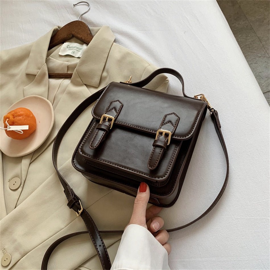 bags : Crossbody Tas Dames Zwart - Mini 5cm Sleutelhanger Formaat - Kunstleer in Koffie van Pantino