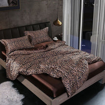 home & garden : Luxe Set (4 Stuks) Zijde/satijn Bedlinnen Dekbedovertrek-2x Kussensloop-Laken - Wit in Luipaard van Pantino