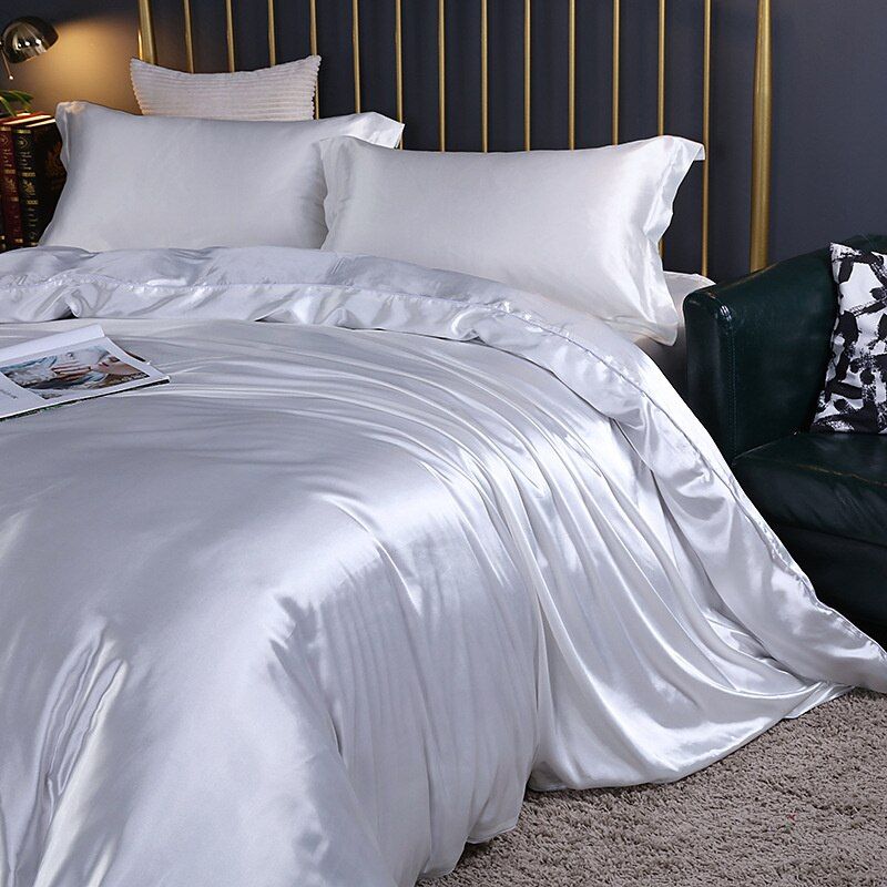home & garden : Luxe Set (4 Stuks) Zijde/satijn Bedlinnen Dekbedovertrek-2x Kussensloop-Laken - Wit in Wit van Pantino
