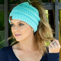 Ponytail Beanie : Ponytail Winter Beanie - Prachtige Beanies voor Jou Dames - Zwart in Baby Blauw van Pantino