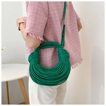 bags : Elegante Handtas Dames Goud - Stijlvolle Avondtas Mesh - Metaal in Groen van Pantino