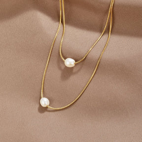 Necklace : Ketting Goud - Mira Pearl 40cm in van Pantino