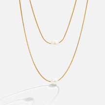 Necklace : Ketting Goud - Mira Pearl 40cm in 18K Goud van Pantino