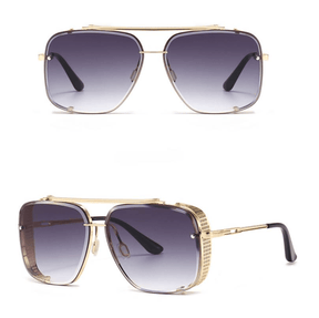 Eyeglasses : Leonard Buccino Zwarte Leren Heren Portemonnee - Compact & Stijlvol in Paars Goud van Pantino