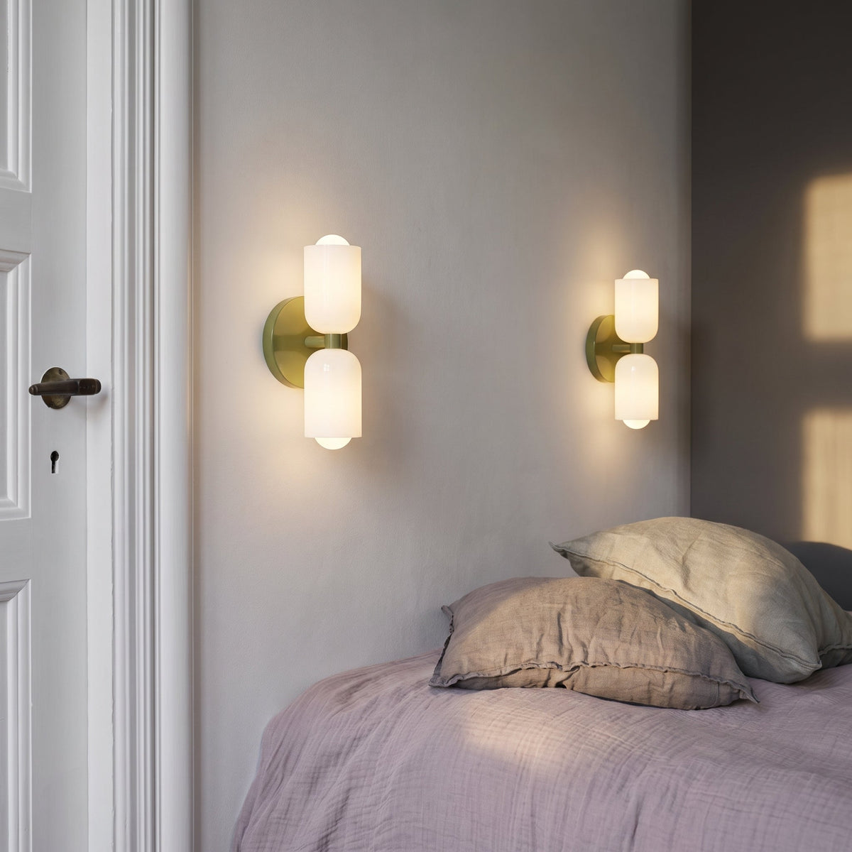 Scandinavische Minimalistische Op-Neer Wandlamp - Diffuse Gloed