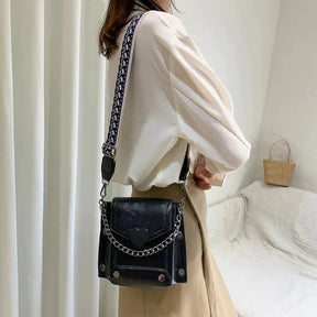 bags : Schoudertas Dames Wijnrood - Stoere Leren met Riem - PU-Leer in Zwart van Pantino
