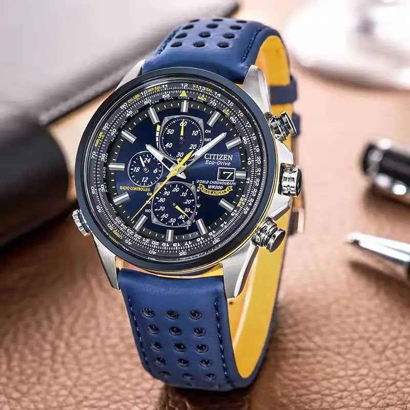 Watch : MultiSteel herenchronograafhorloge, leren band, elegant en nauwkeurig in van Pantino