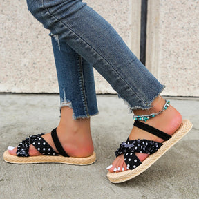Sandals : Dames Sandalen - Fluwelen Slip-on Ontwerp voor een Sofisticated en Modieuze Stijl - Zwart in van Pantino