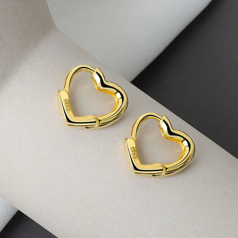 Earrings : Oorbellen Zilver - Dainty Love Studs - De Schattigste die Er zijn in van Pantino