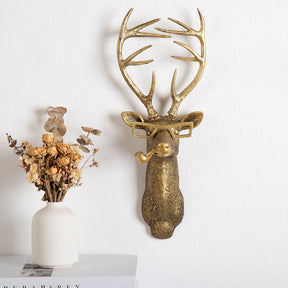 home & garden : Wanddecoratie Hertenkop 'Frankie' - Realistisch Kunsthars Wandornament in van Pantino
