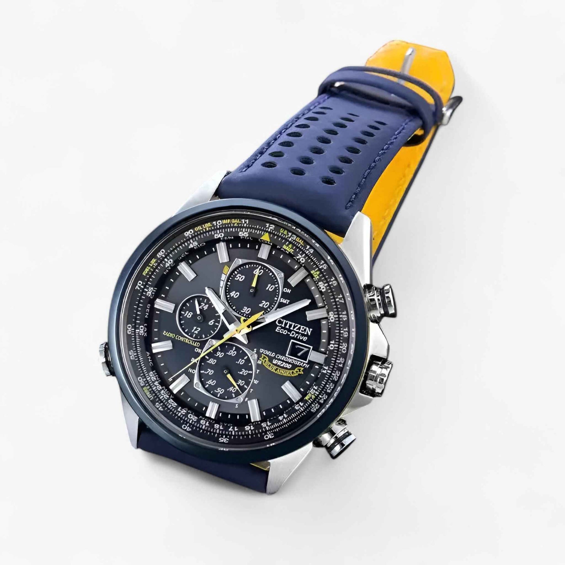 Watches : Heren Chronograaf Horloge MultiSteel 42mm, Zilverkleurig Staal met Elegante Blauwe Wijzerplaat in van Pantino