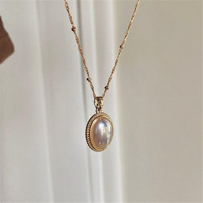 Necklace : Ketting Kinderen - Original One of a Kind Luxe Vintage Gouden Parel in van Pantino