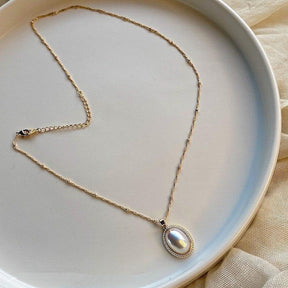 Necklace : Ketting Kinderen - Original One of a Kind Luxe Vintage Gouden Parel in van Pantino