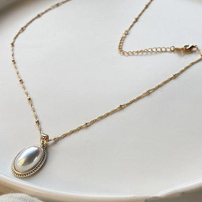 Necklace : Ketting Kinderen - Original One of a Kind Luxe Vintage Gouden Parel in van Pantino