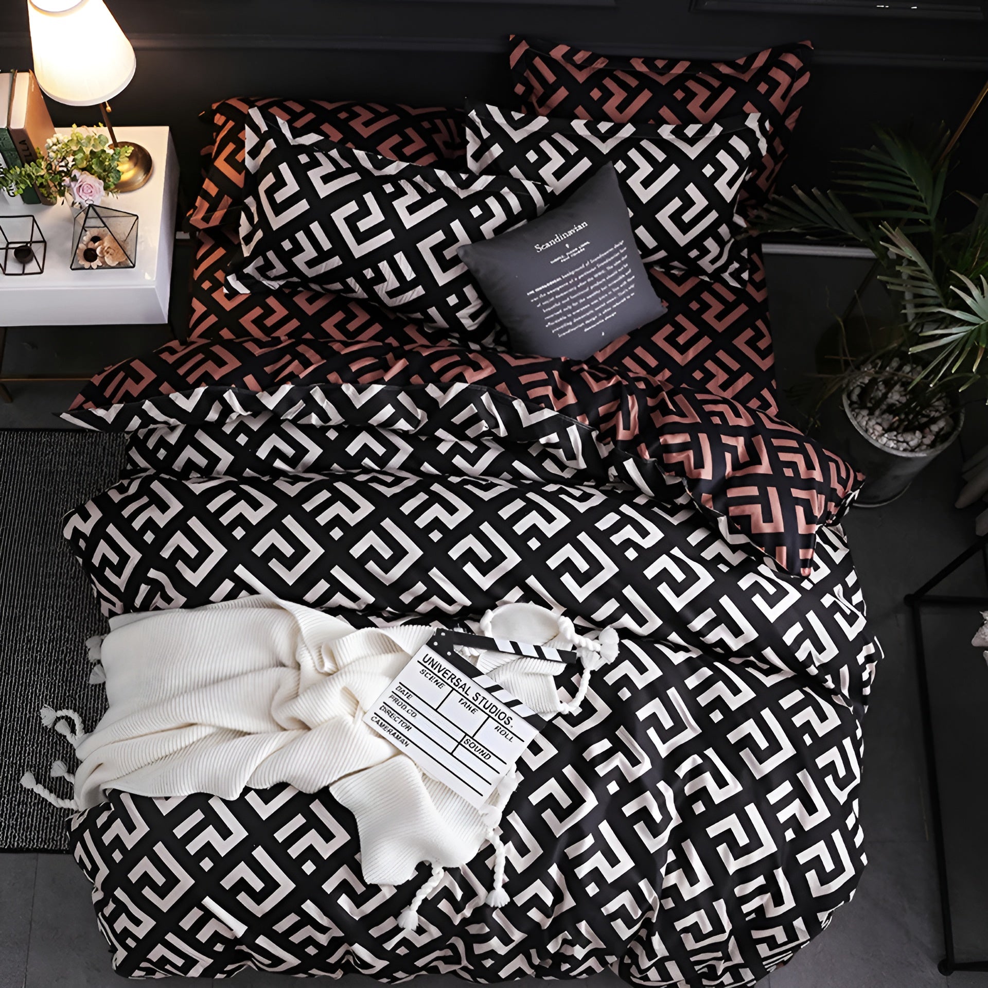 home & garden : Luxe Lakens Set Zwart - Zachte Slaapkamer Comfort - Microvezel in 4 EU van Pantino