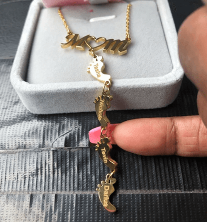 Necklace : Ketting Kinderen Zilver - Baby Voeten Moeder in van Pantino