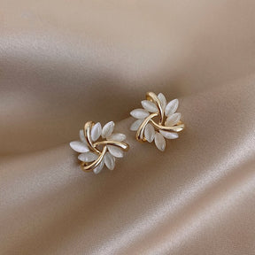 Earrings : Oorbellen Roze - Golden Opal in Default Title van Pantino