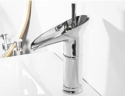 home & garden : Waterval Wastafelkraan Zwart Kort - Antiek Messing Badkamer - Messing in van Pantino