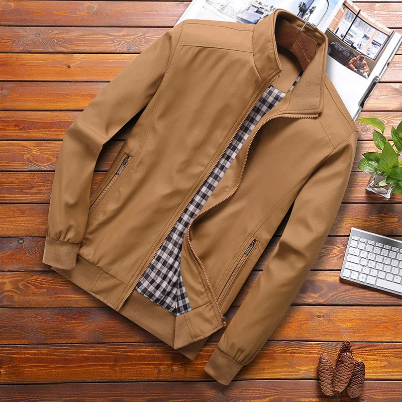 Bomber Jacket : Jack Heren Zwart - Moderne Bomberjack in Khaki van Pantino