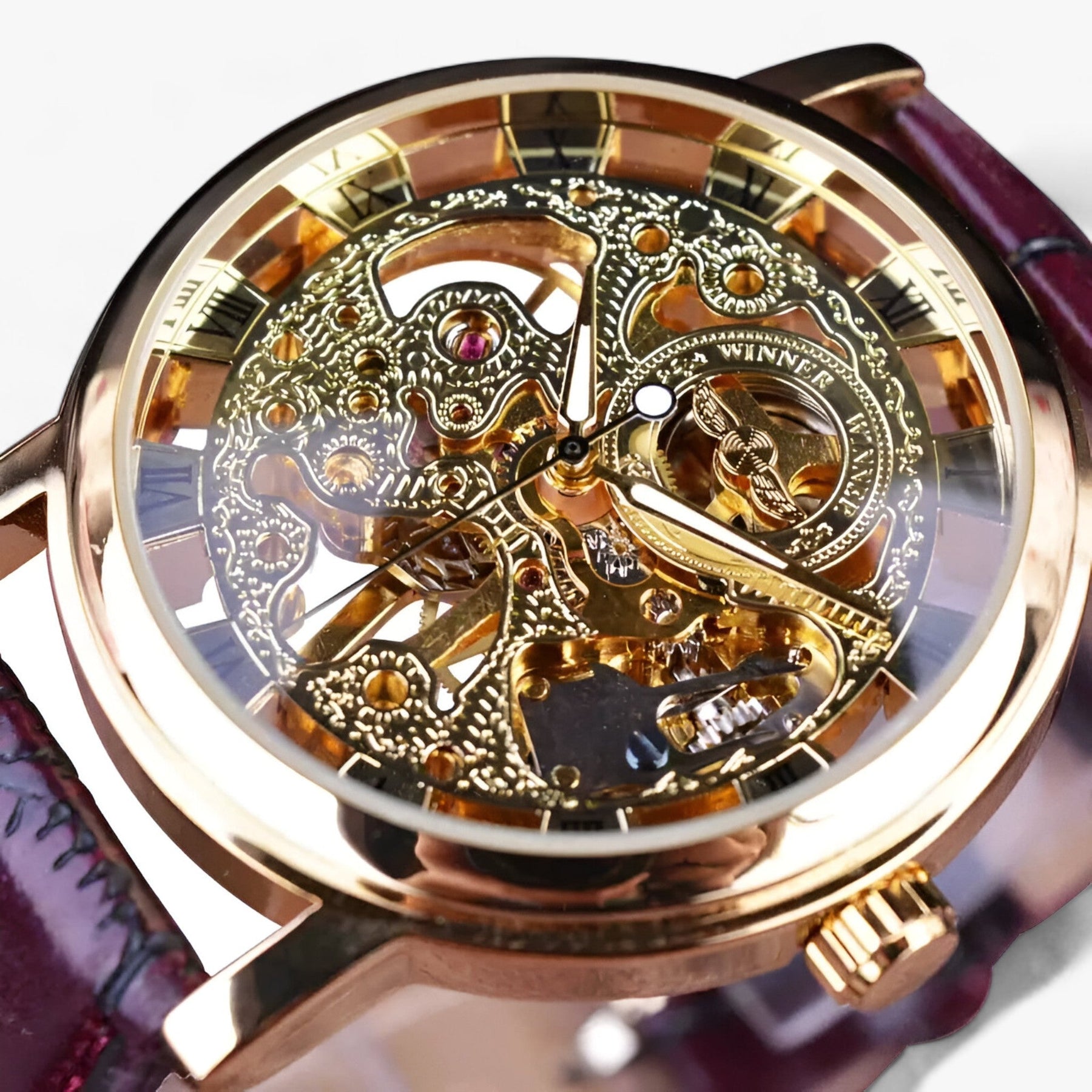 watches : Mechanisch Horloge - Verfijnde Stijl en Precisie - Goudbruin in Goudbruin van Pantino