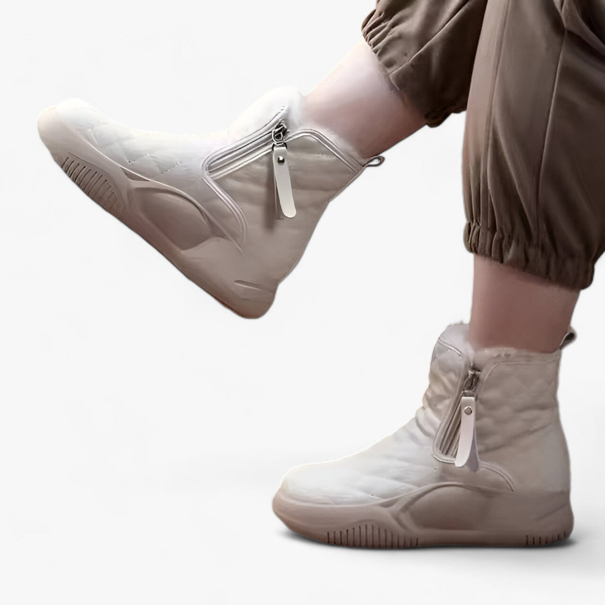 Snow Boots : Sneeuwlaarzen met Zijchain - Dikke Zool en Warme Comfort voor de Winter in Beige van Pantino