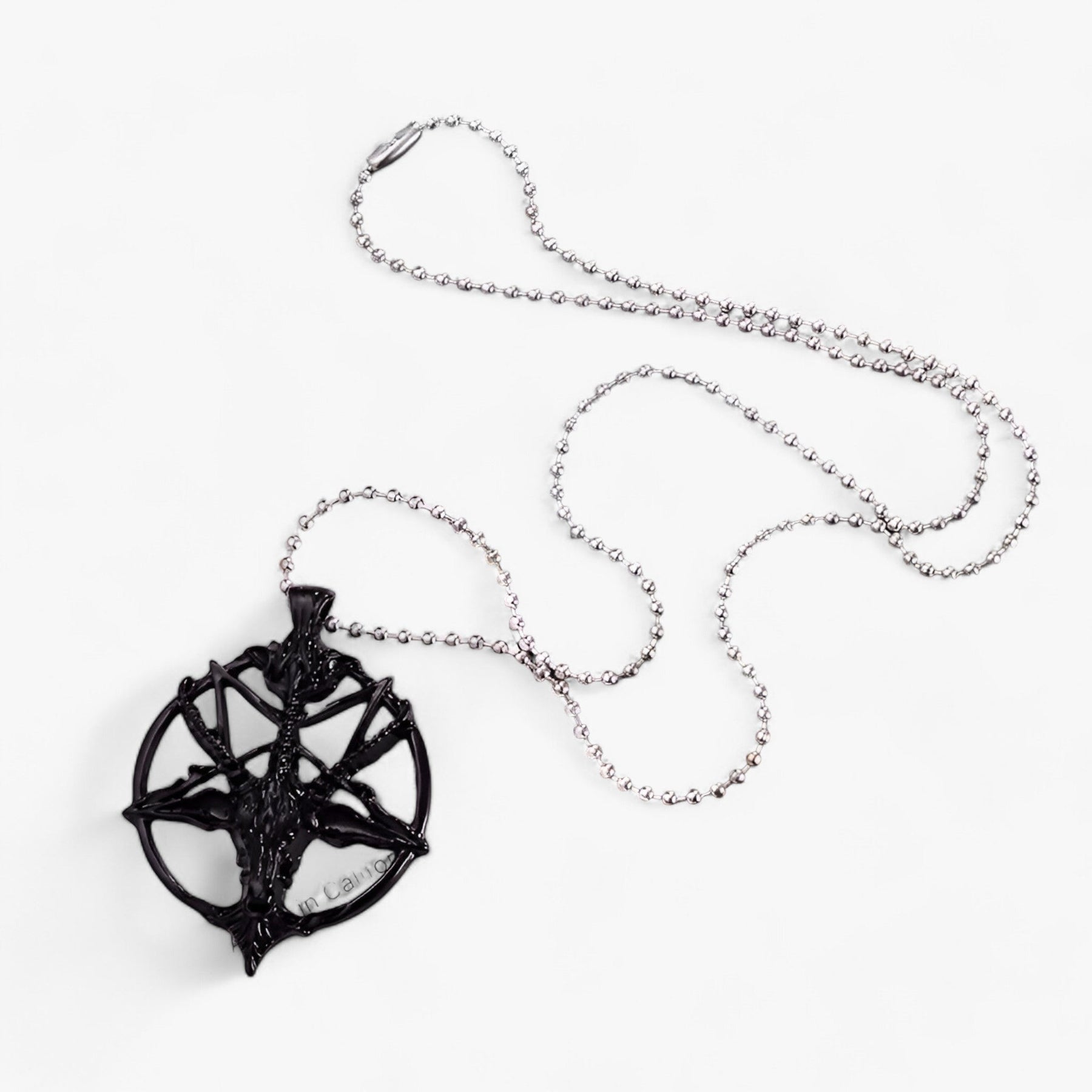 Pendant Necklace : Ketting met Pentagram Hanger Dames - Vintage Charme - Zwart in van Pantino