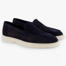 Loafers : Suède Instappers - Luxe en Comfort voor Elke Gelegenheid - Grijs in Zwart van Pantino