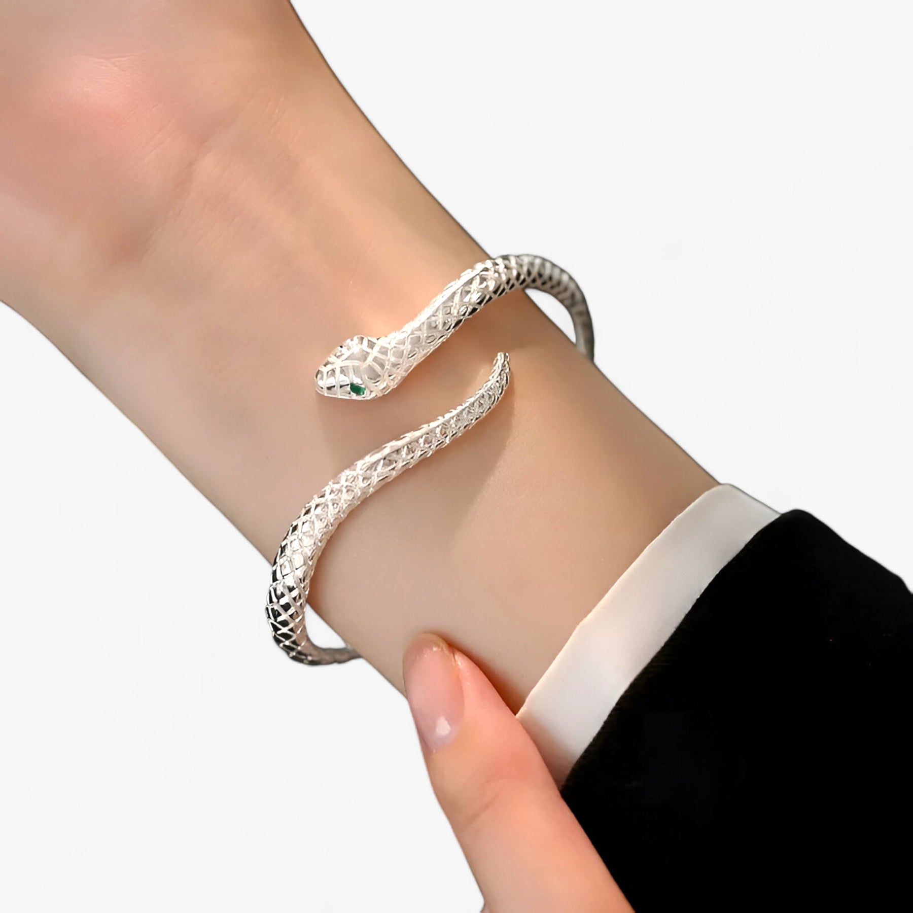 Bracelet : Slangenarmband - Zilveren Charme & Elegant in van Pantino