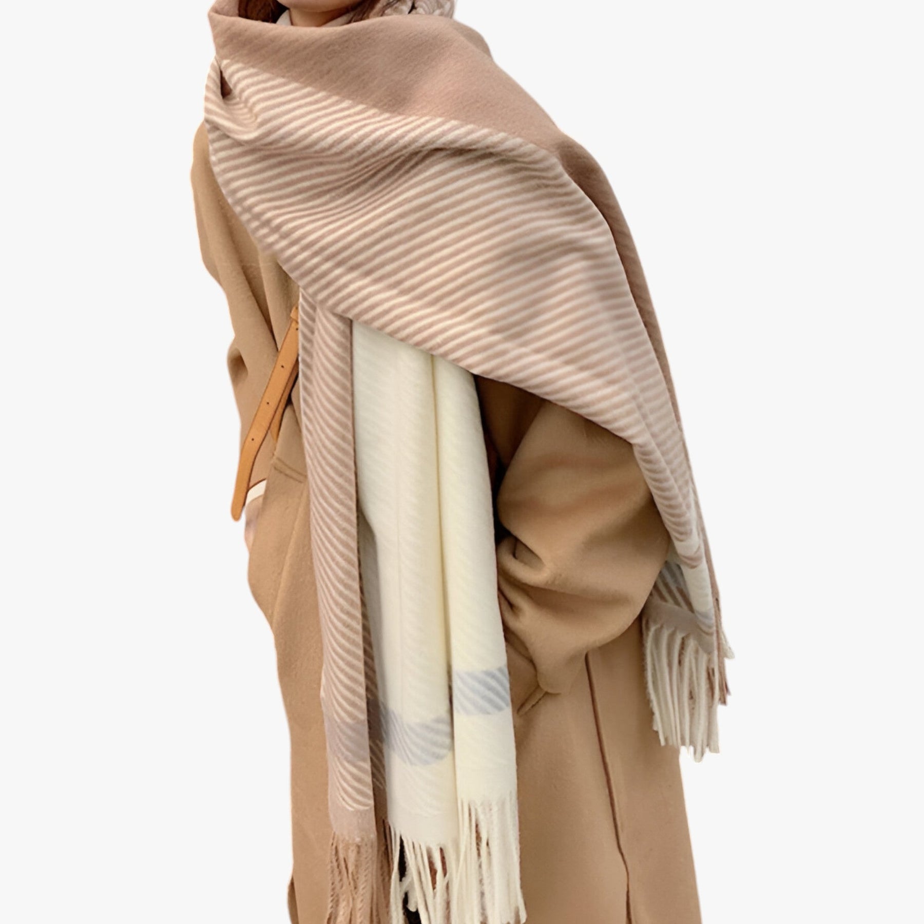 Scarf : Vintage Geblokte Sjaal - Elegante en Comfortabele Sjaal - Lichtgrijs in van Pantino