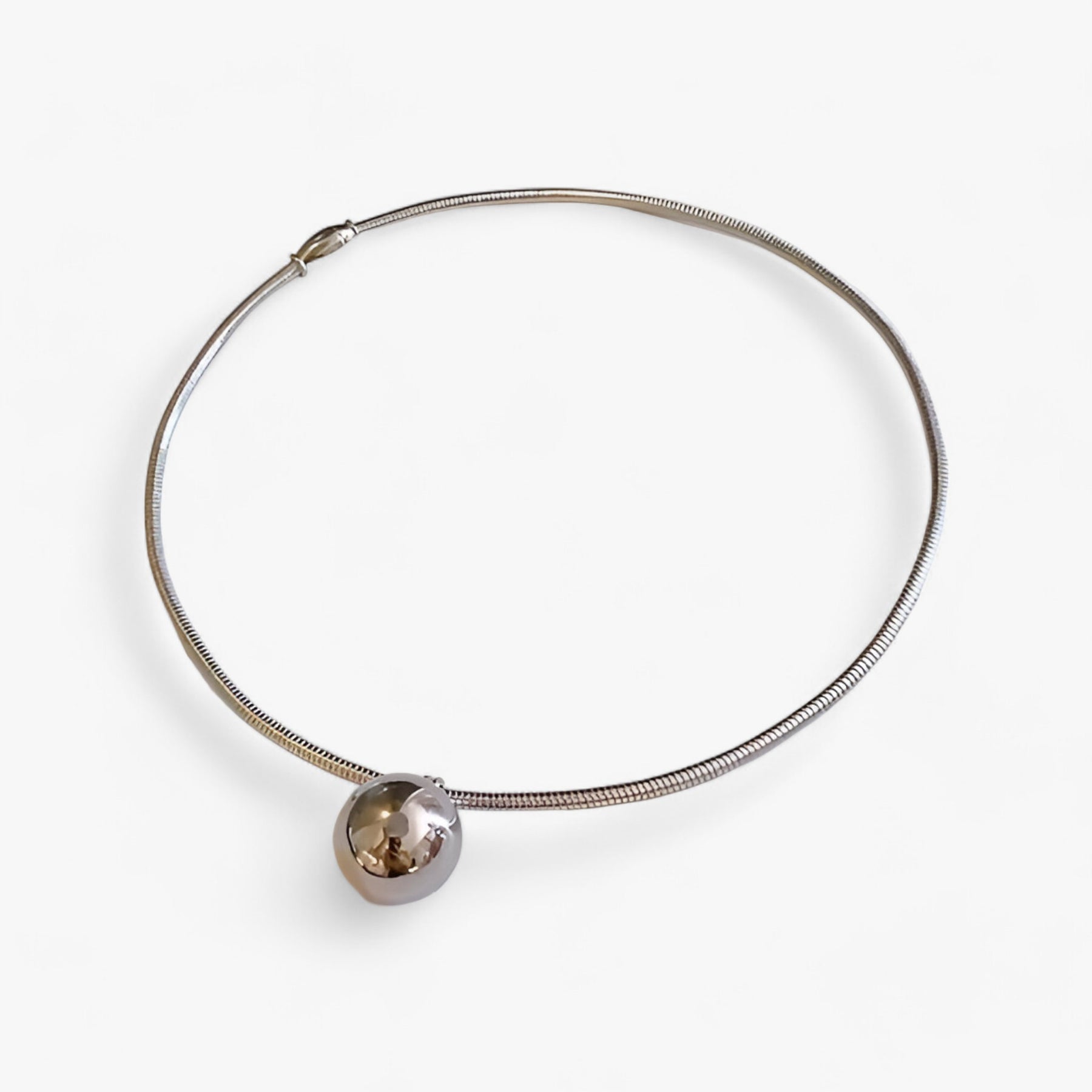 Necklace : Slangenbeen Ketting Dames - Voor een Verfijnde Afwerking in 4 van Pantino