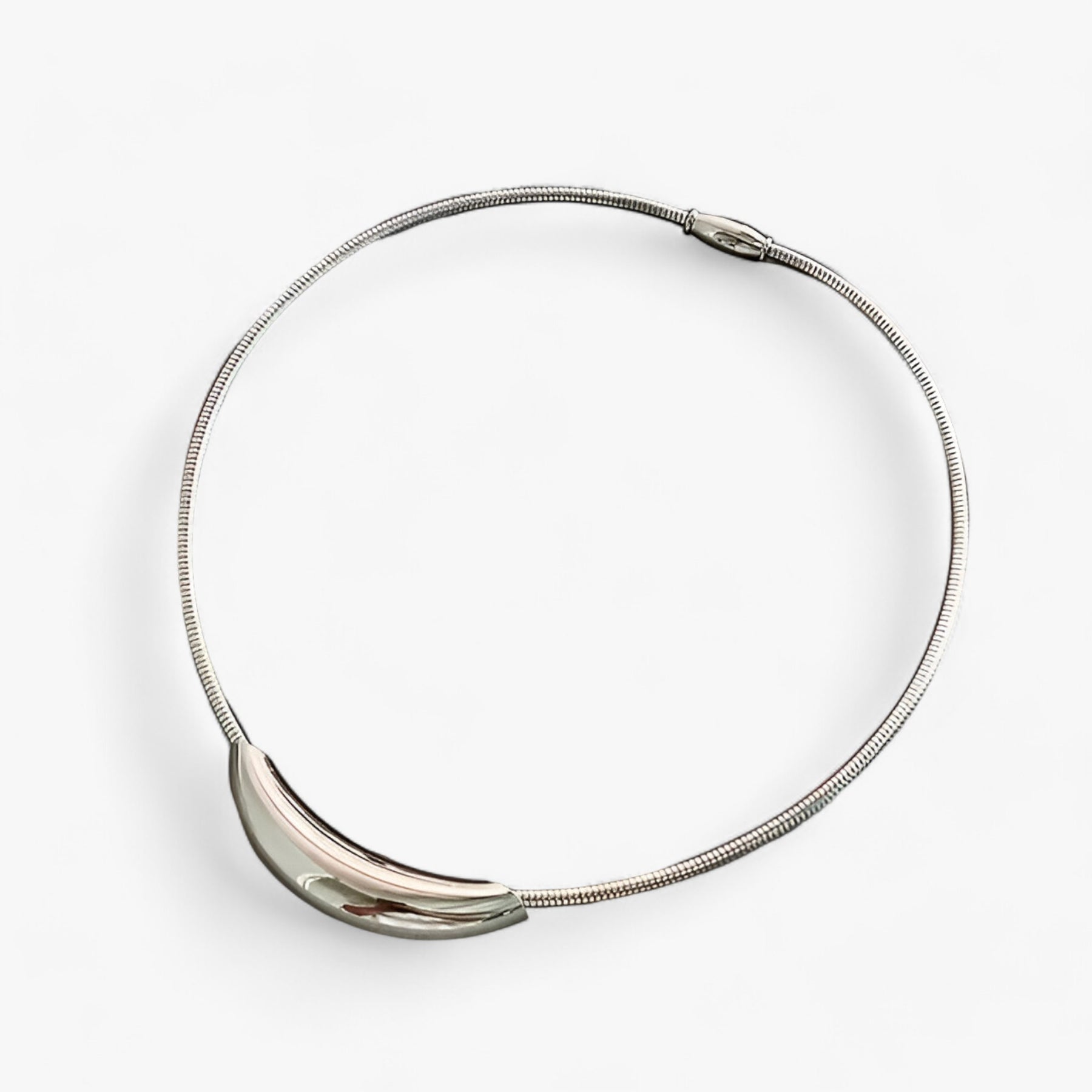 Necklace : Slangenbeen Ketting Dames - Voor een Verfijnde Afwerking in 6 van Pantino