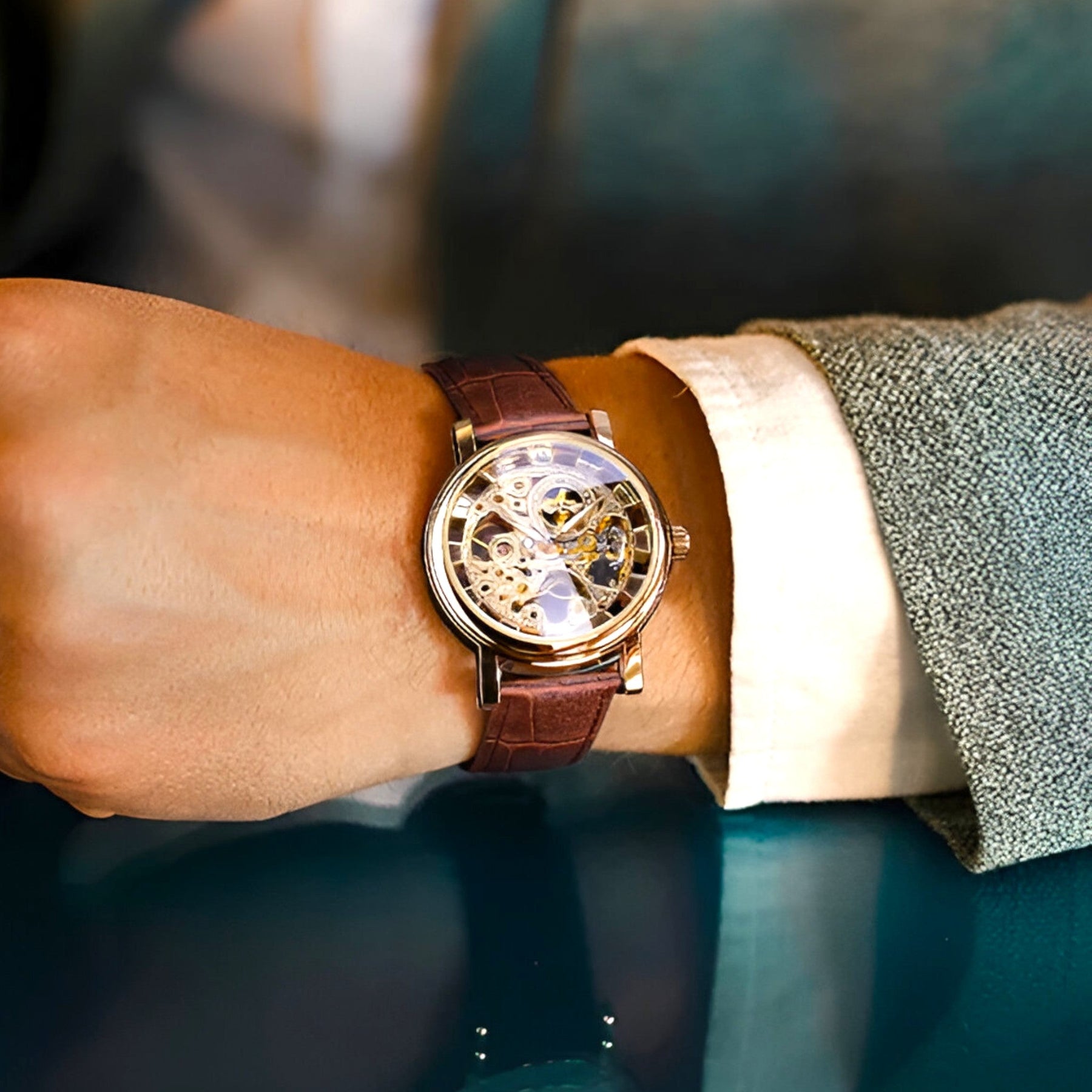 watches : Mechanisch Horloge - Verfijnde Stijl en Precisie - Goudbruin in van Pantino