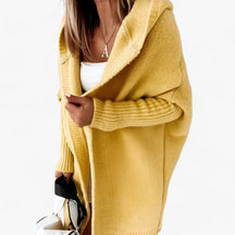 Cardigan : Cardigan Lavendel - Gebreide Hoodie - Chic en Comfortabel voor de Herfst in Geel van Pantino