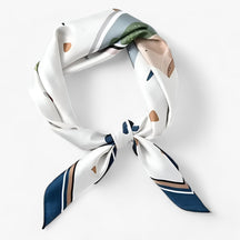 Scarf : Gouden Zijden Sjaal Dames - Luxe, Groot & Veelzijdig voor Elk Seizoen in Groen van Pantino