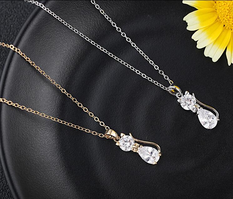 Necklace : Ketting Zilver - Kattenbedelketting met Elegant Ontwerp in van Pantino