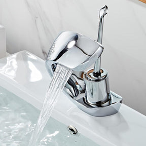 home & garden : Moderne Gebogen Watervalkkraan - Badkamer Wastafel Design - RVS in van Pantino
